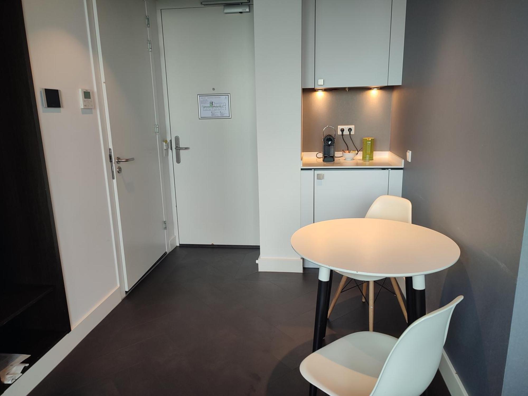B-Aparthotel Kennedy Haga Zewnętrze zdjęcie